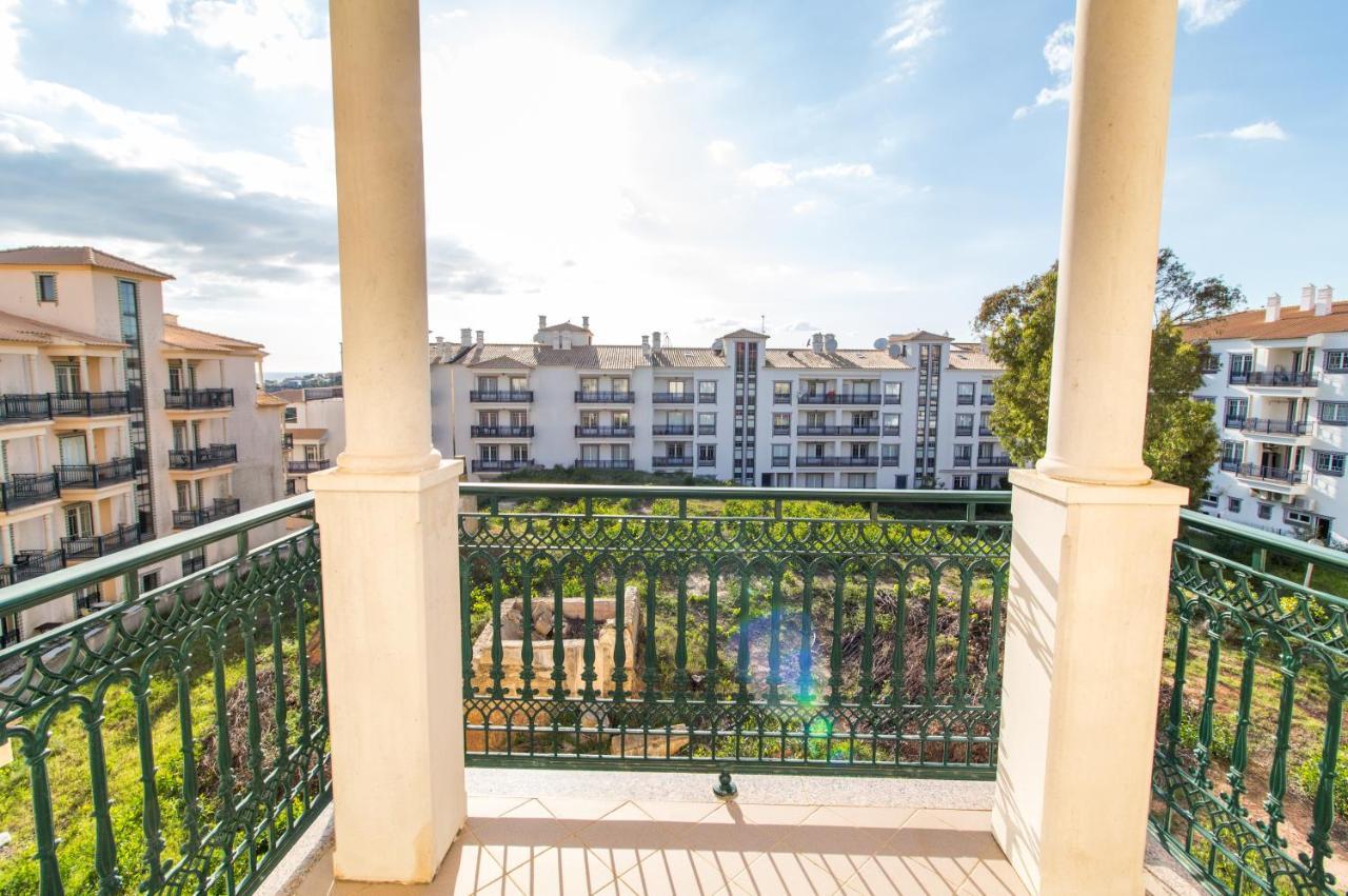 Oura Sunrise III Apartment - Sea View & Oura Beach & Top Location Albufeira Eksteriør billede
