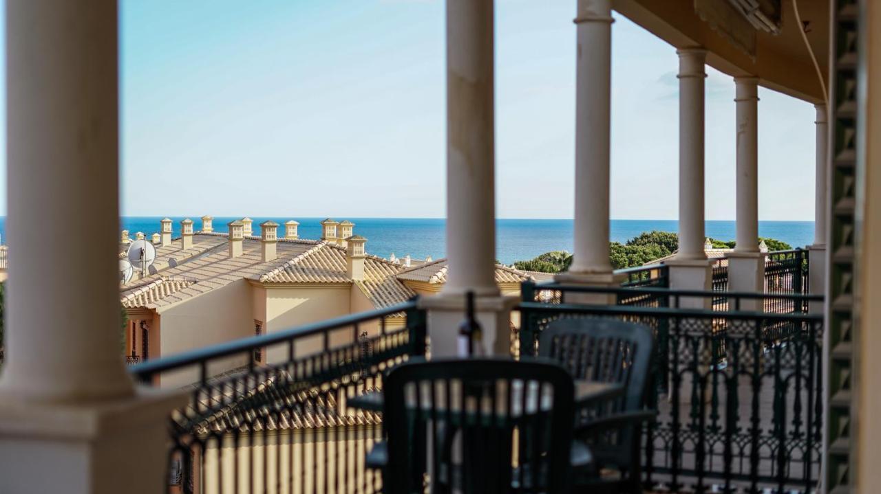 Oura Sunrise III Apartment - Sea View & Oura Beach & Top Location Albufeira Eksteriør billede