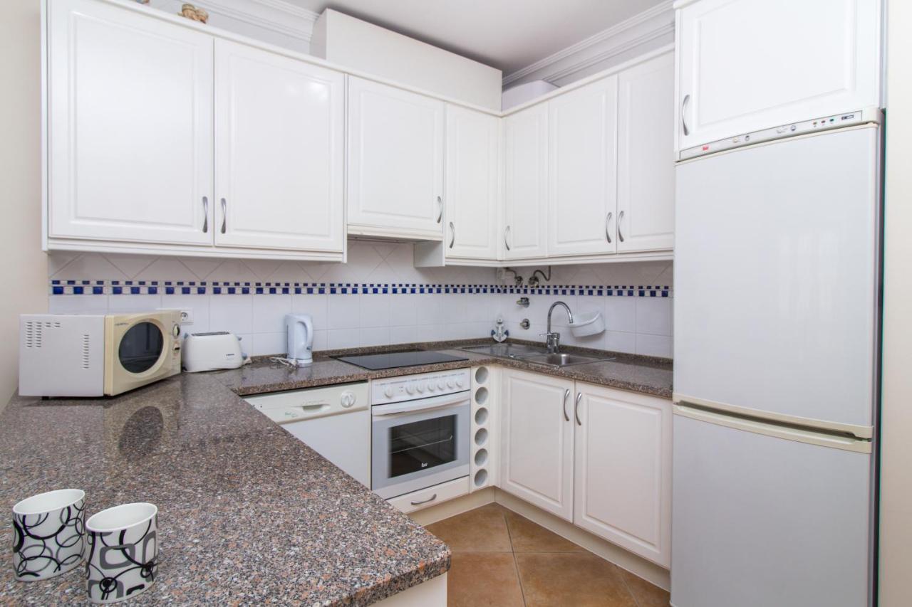 Oura Sunrise III Apartment - Sea View & Oura Beach & Top Location Albufeira Eksteriør billede